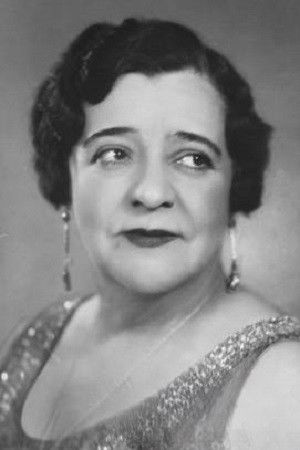 et billede af Maisie Gay