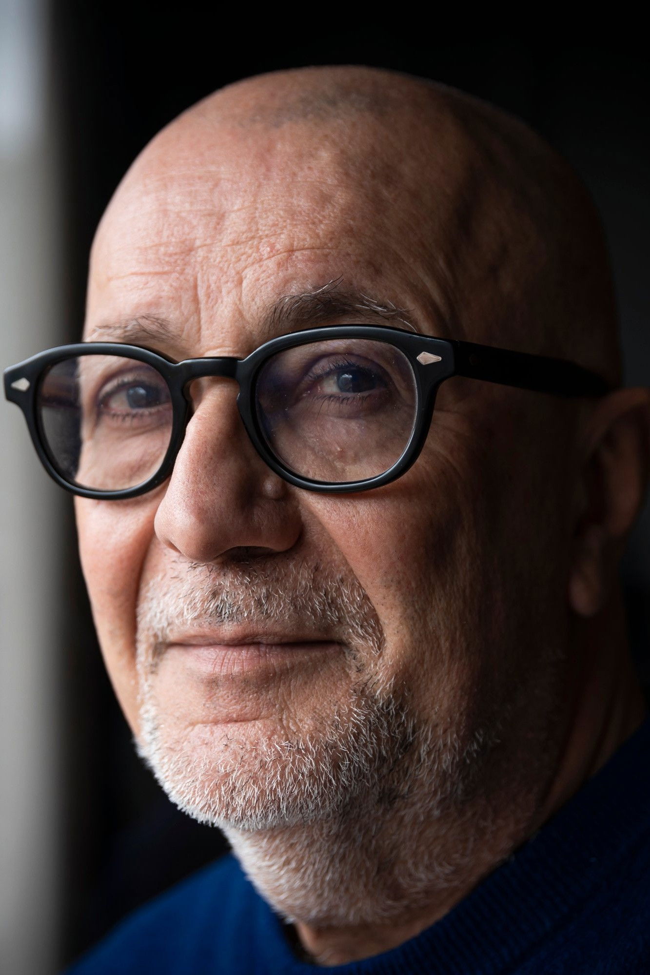 et billede af Manuel S. Fonseca