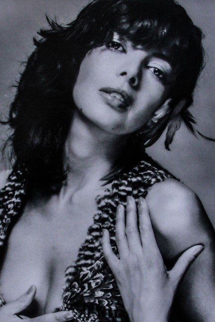 Esther Oldham-Farfan's picture in the cast