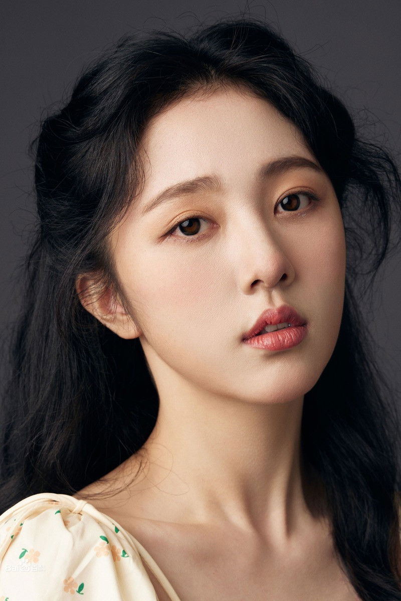 et billede af Zhu Moyan