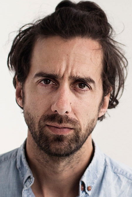 et billede af Jamie Bartlett