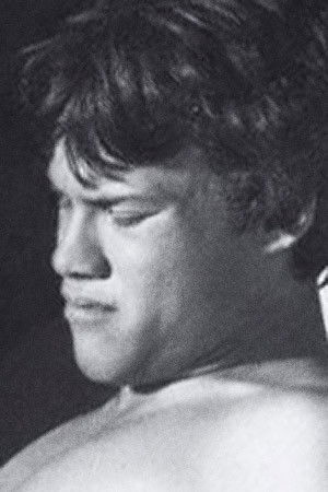 et billede af Toby Lawrence