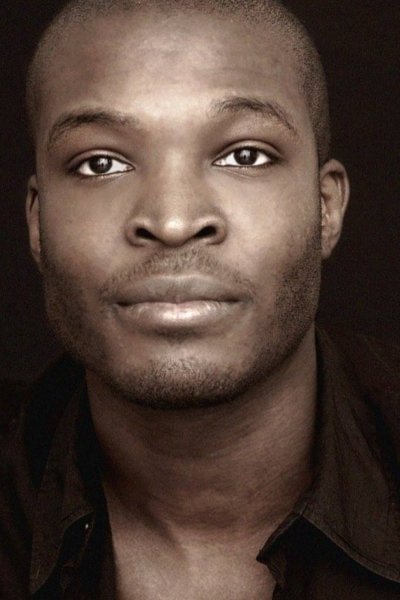 et billede af Lynden David Hall