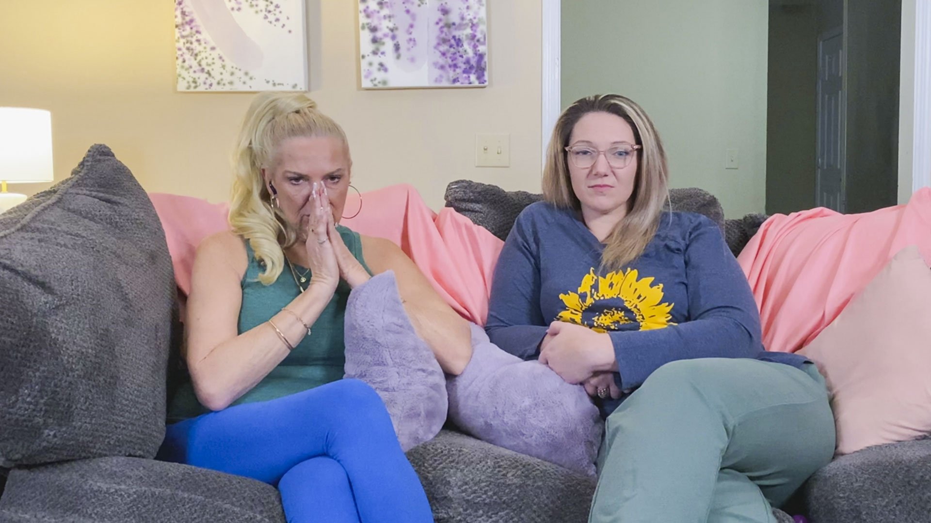 90 Day Fiancé: Pillow Talk S10E7 backdrop