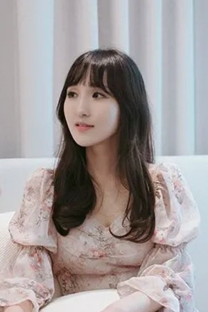 Kim Ha-yeong's picture in the cast