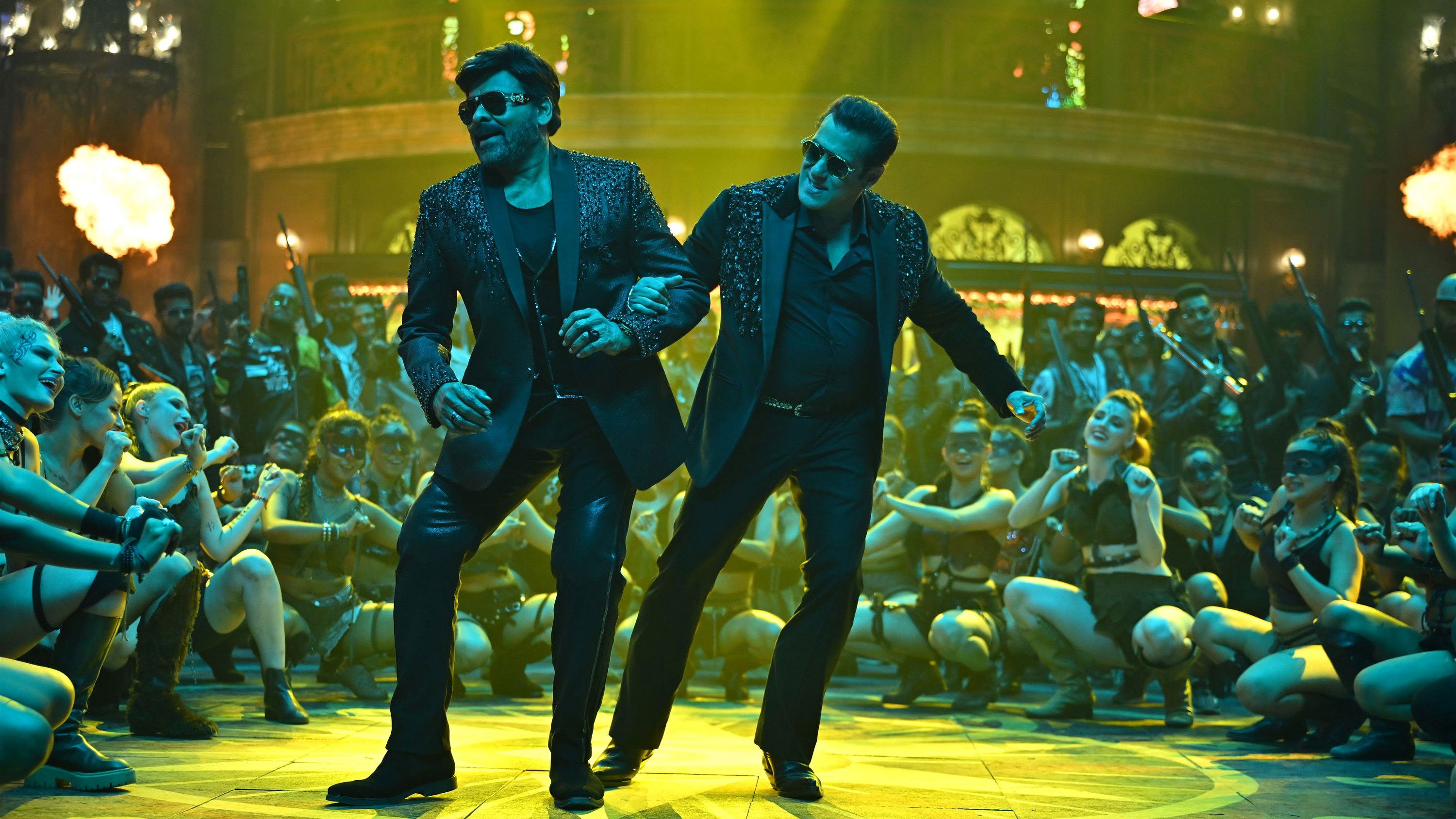 Pedar Khandeh FilmeFarsi Persian Dubbed FarsiNama