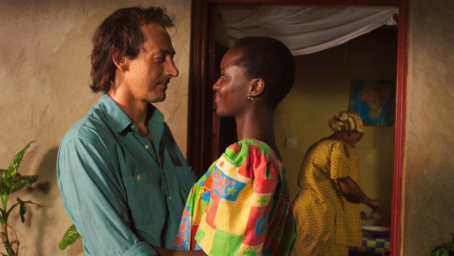A Sunday in Kigali (2006)