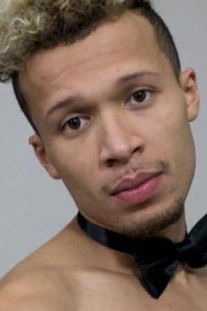 et billede af Angel Santiago