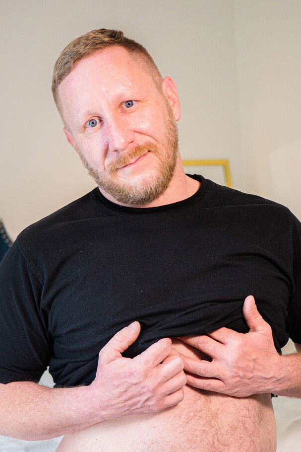 et billede af Bryce Hayes