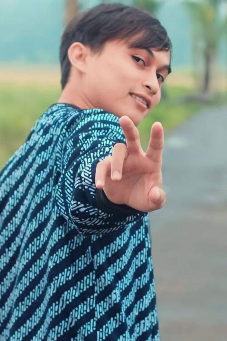 et billede af Rifqi Billar