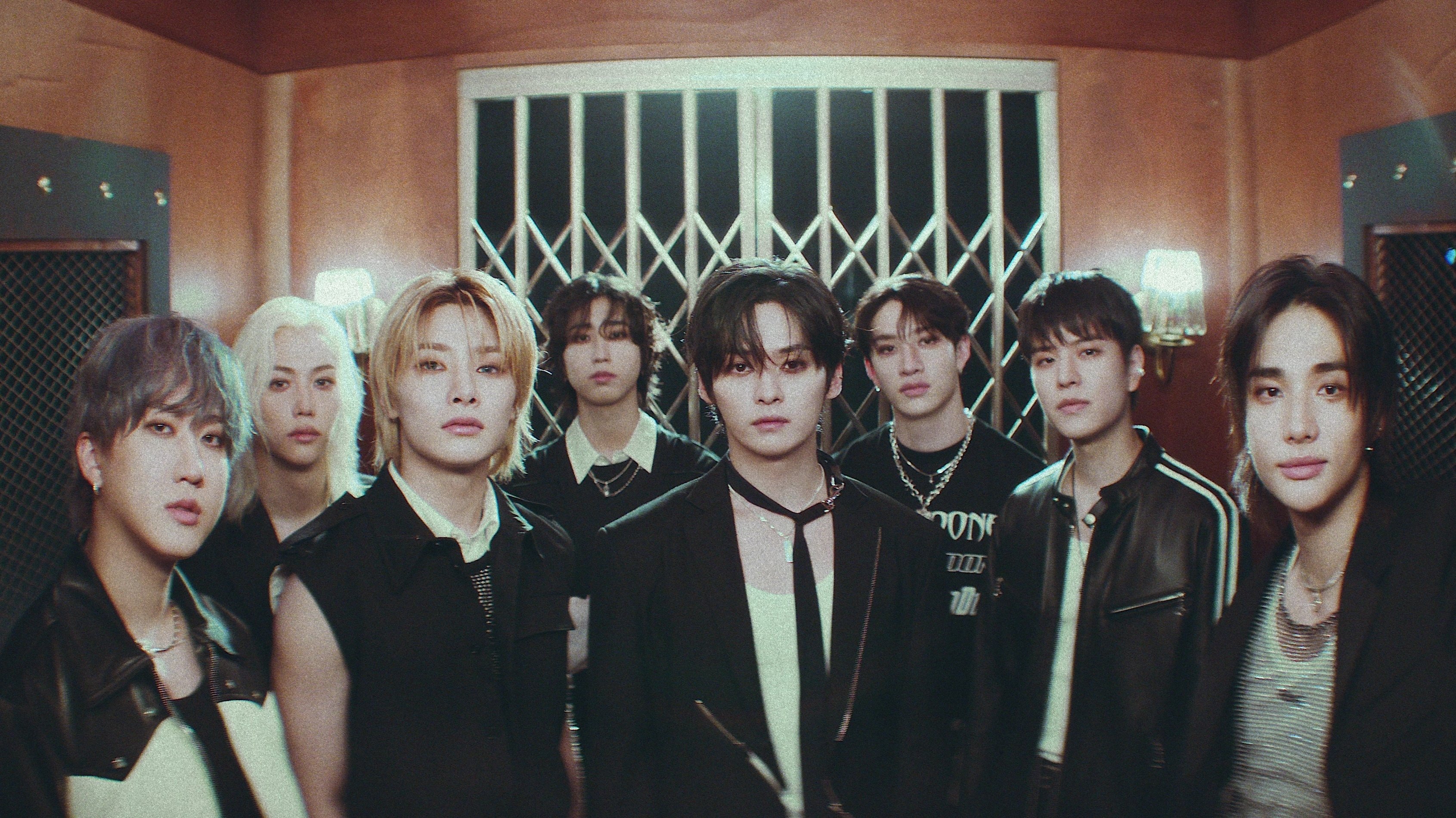 슼즈토커 backdrop
