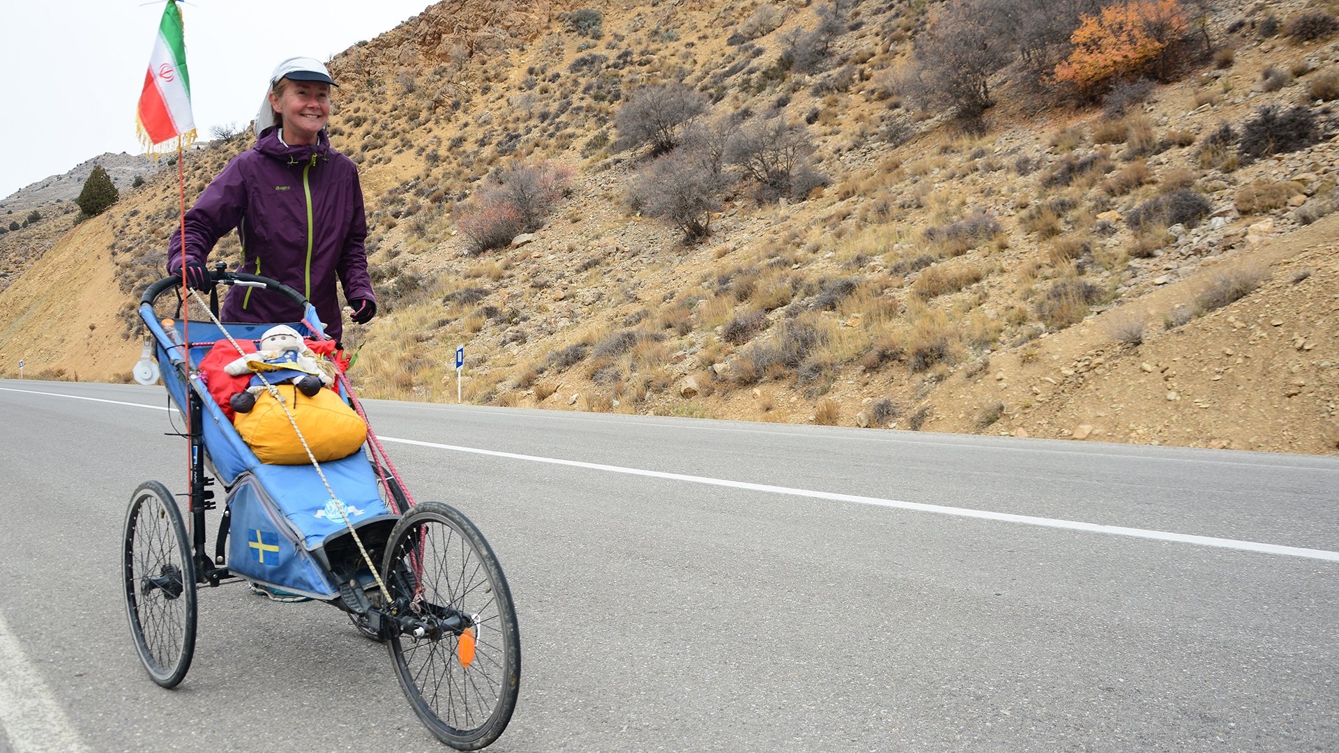 Imagem do Filme Alone through Iran: 1144 miles of trust