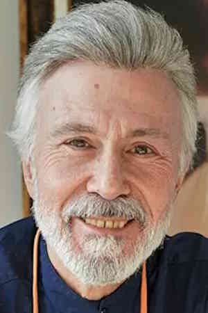 et billede af Mim Kemal Öke