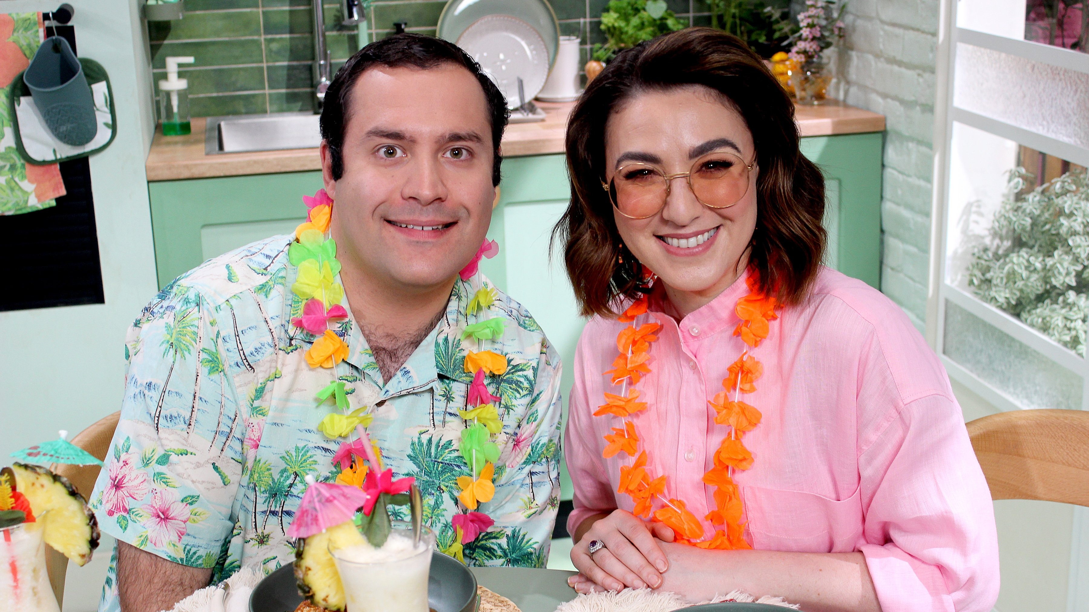 A Bite to Eat with Alice 1x16