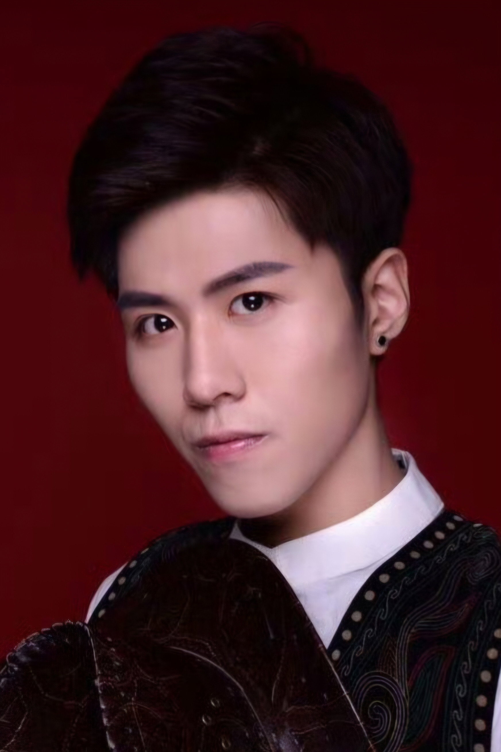 Profile 嵩景淇 with character 