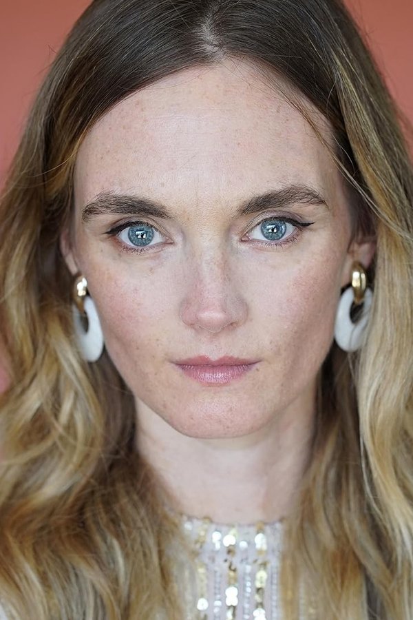 et billede af Karina Wolfe