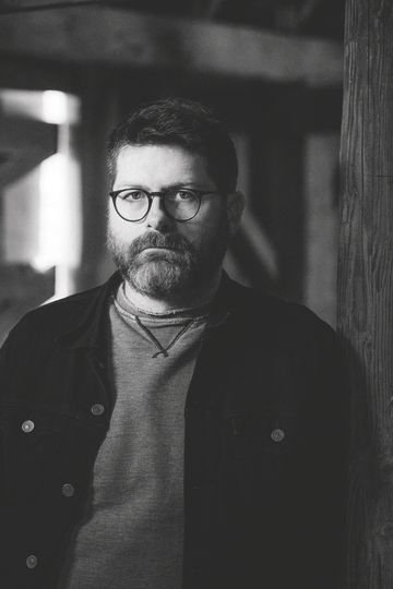 et billede af Colin Meloy