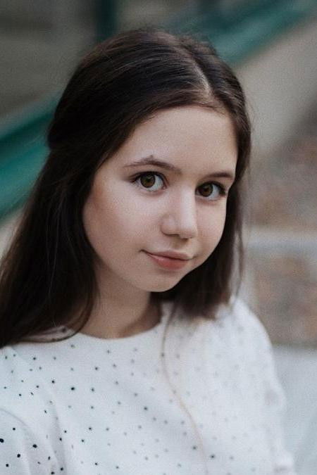 et billede af Luiza-Gabriela Brovina