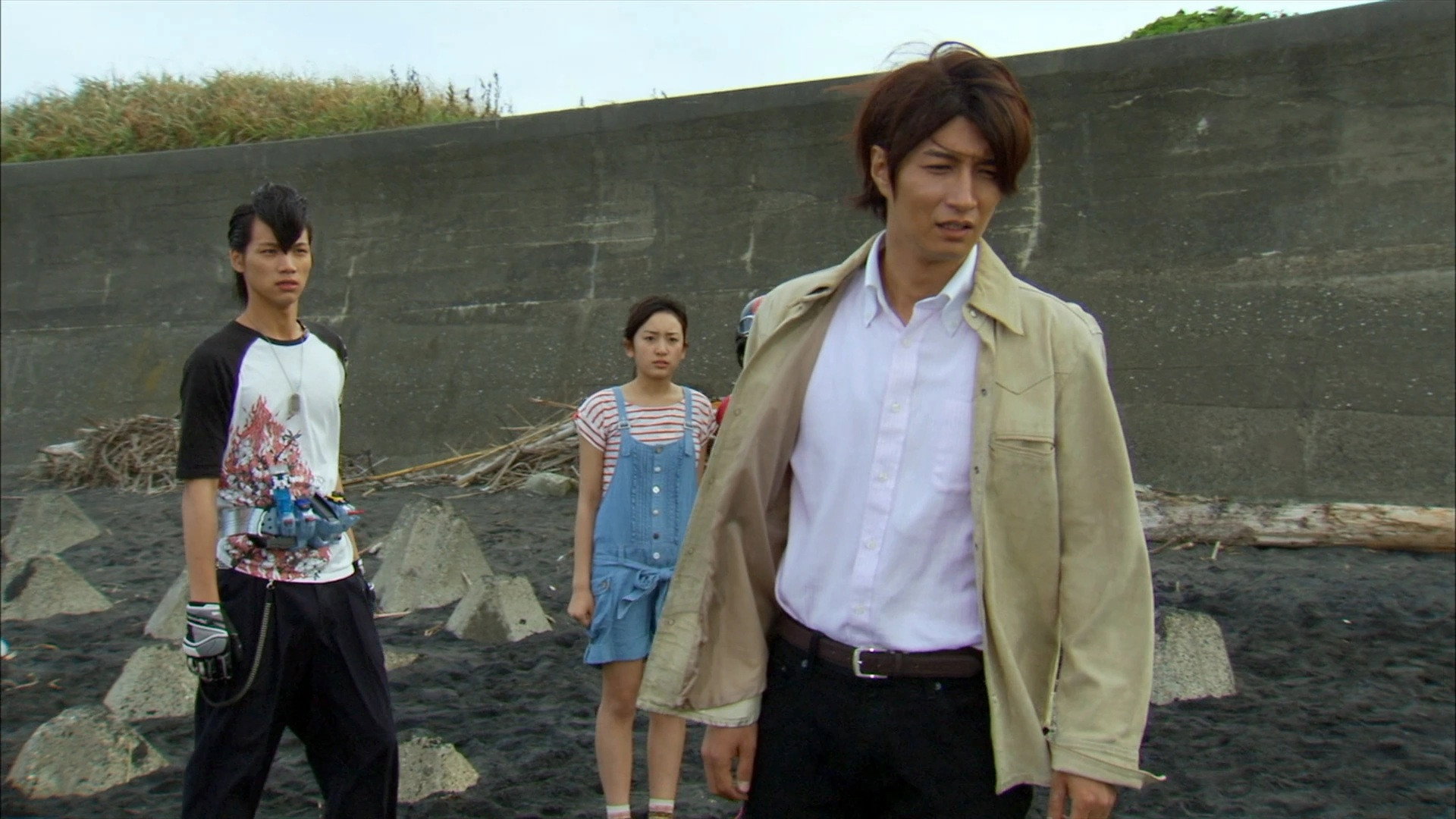 Kamen Rider Season 22 :Episode 45  Scale's Estrangement