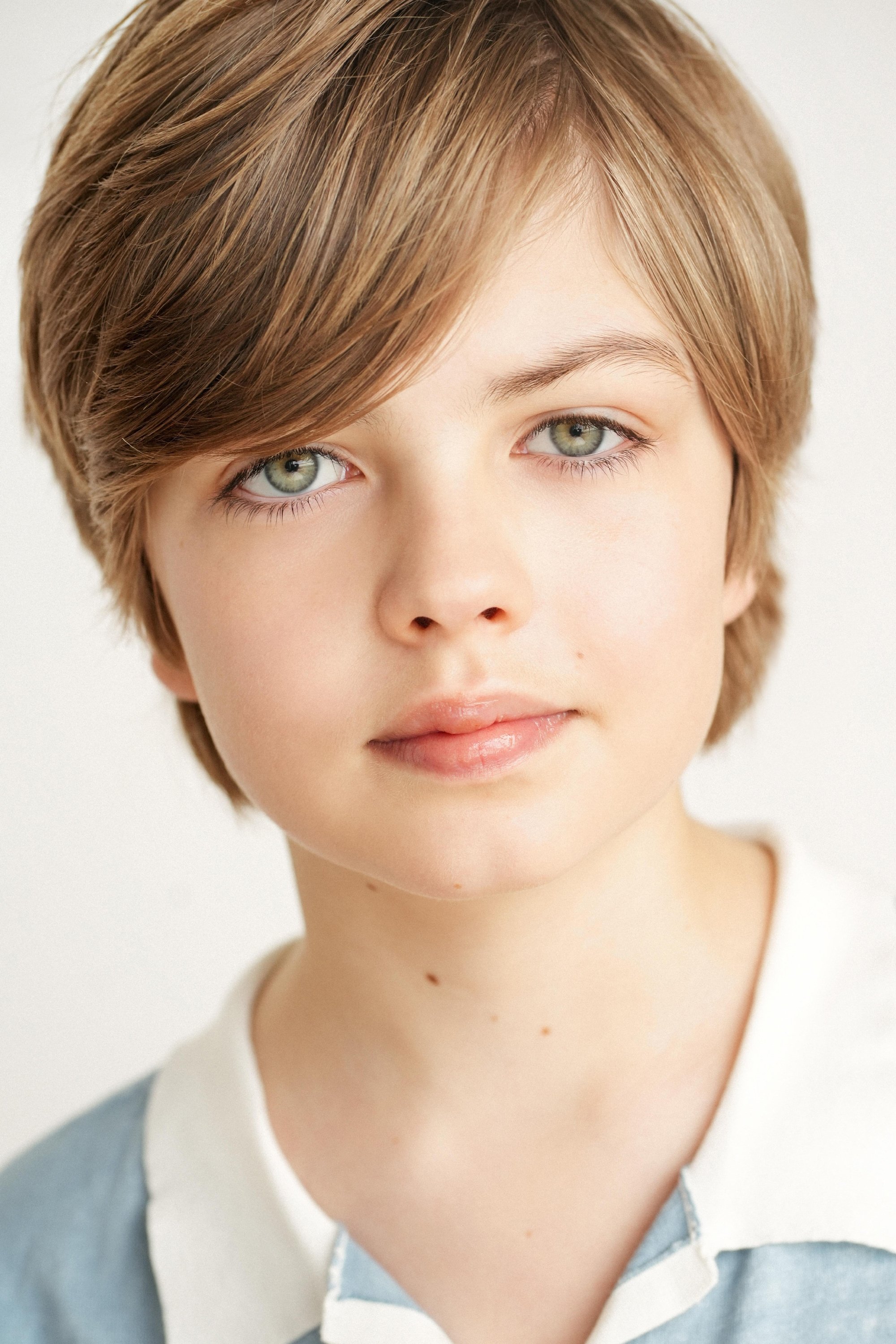 Mikkal Karim Fidler's picture in the cast