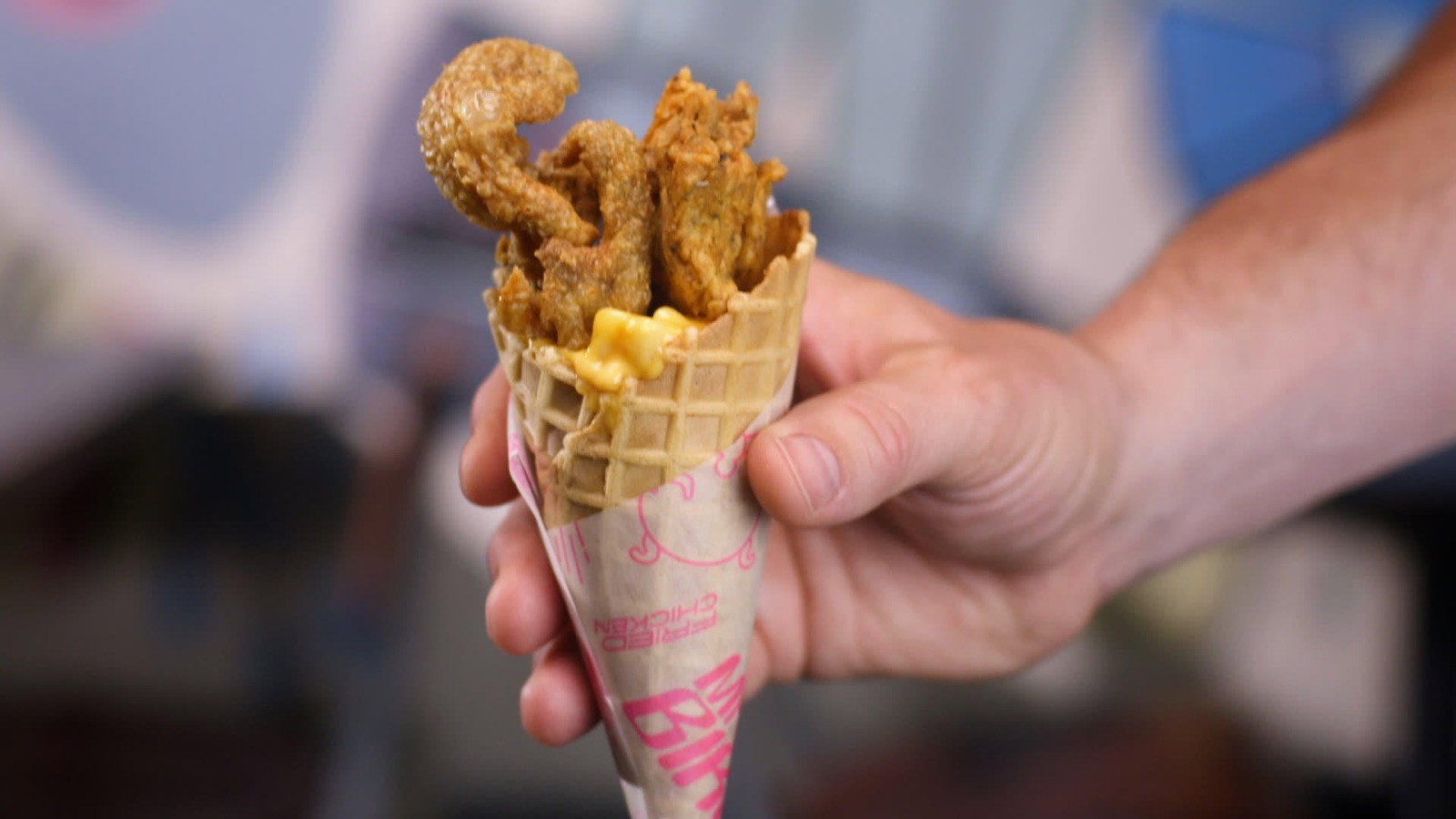 Big Food Bucket List S02E04 backdrop