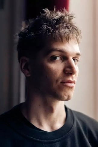 et billede af Zsombor Kövesi