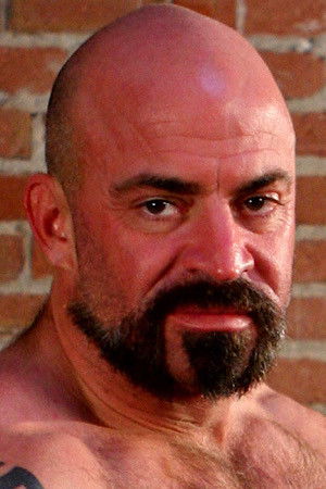 et billede af Nate Pierce