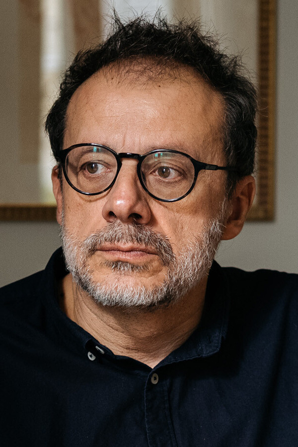 et billede af Dimitris Indares