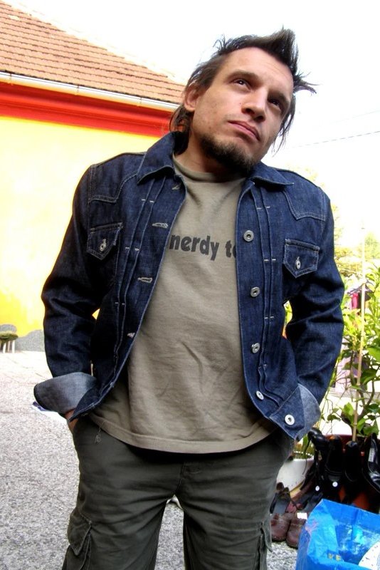 et billede af Jaka Fon