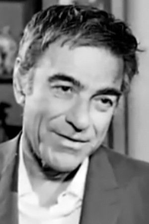 et billede af Errikos Kontarinis