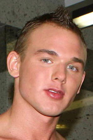 et billede af Justin Angel