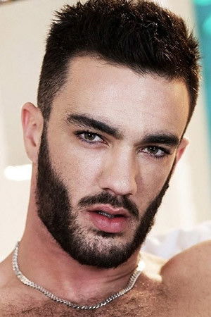 et billede af Alejandro Alvarez