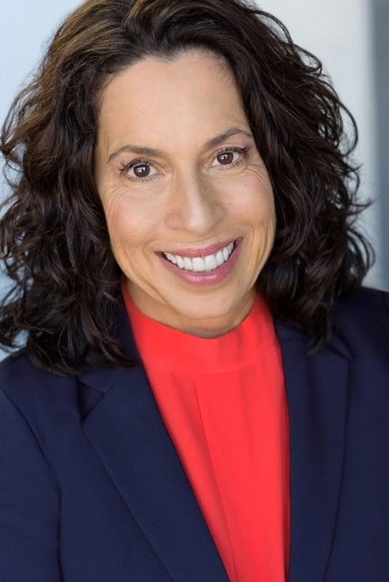 et billede af Joy D. Perry