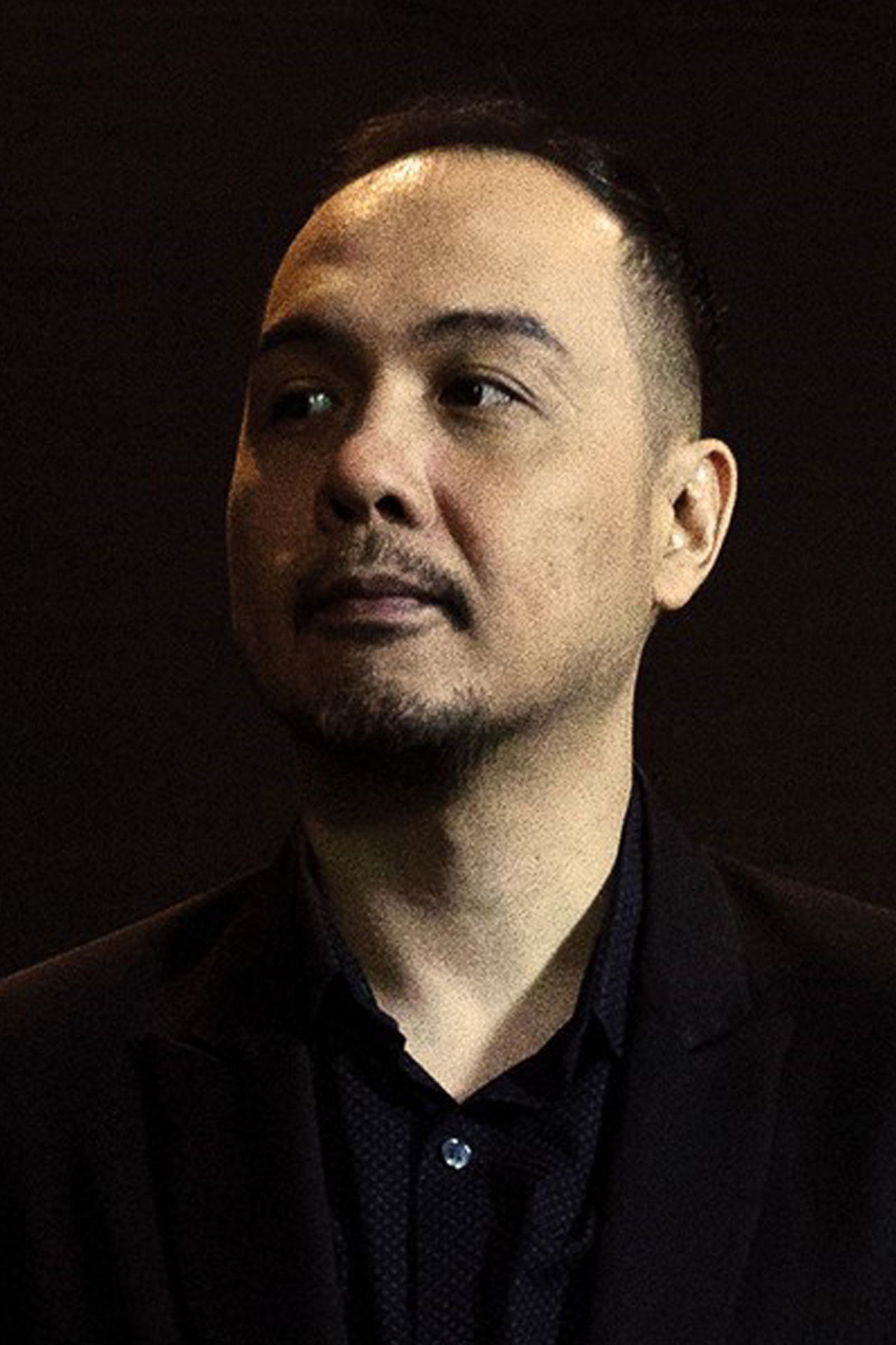 et billede af Jerrold Tarog