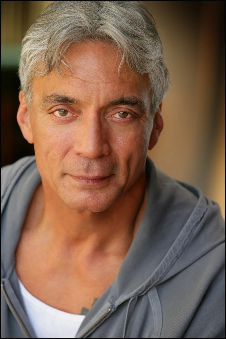 et billede af Norm Compton