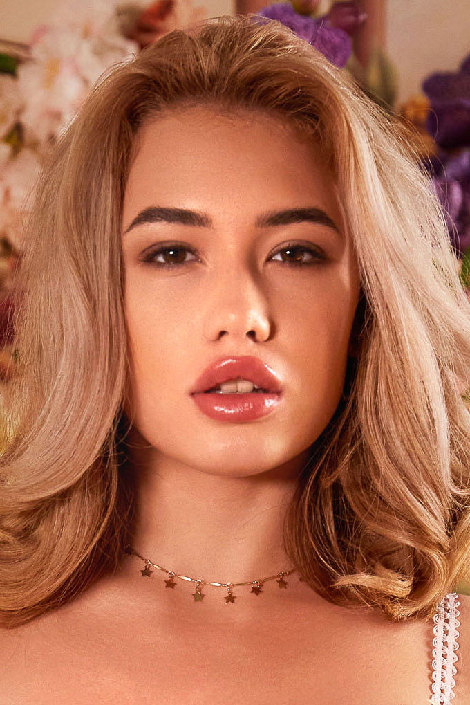 et billede af Rika Fane