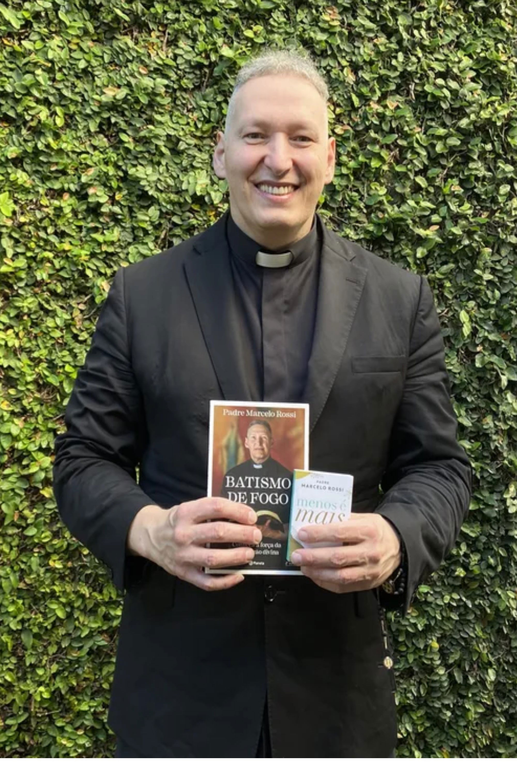 et billede af Padre Marcelo Rossi