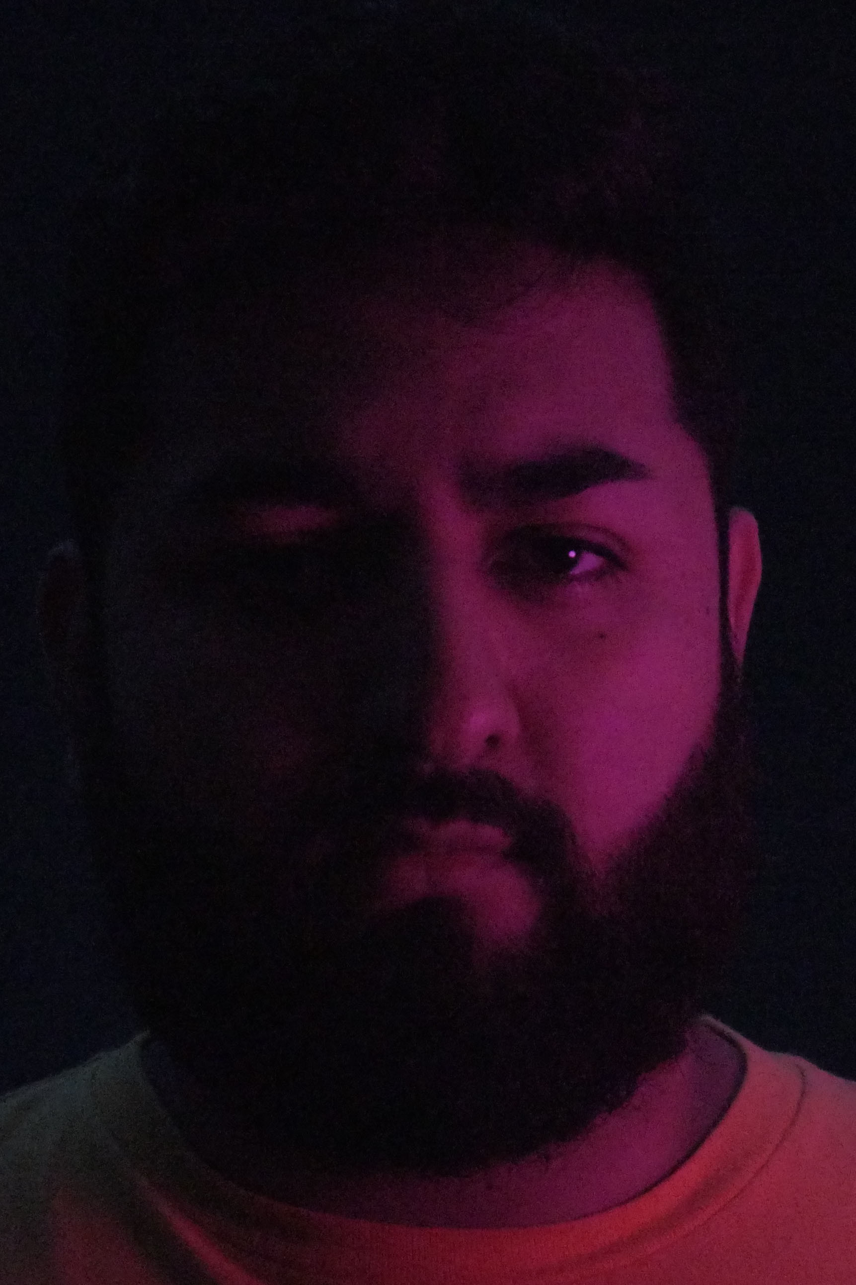 et billede af Victor Flores