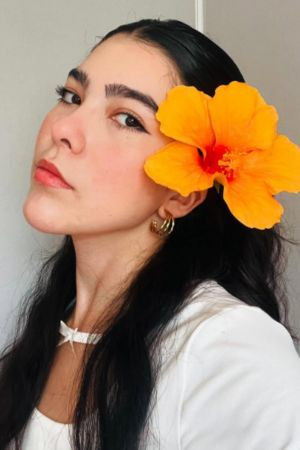 et billede af Helena Hirata