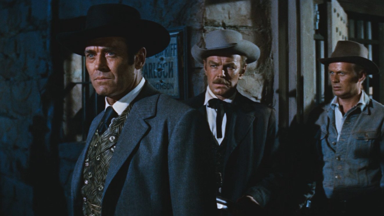 El hombre de las pistolas de oro (1959)