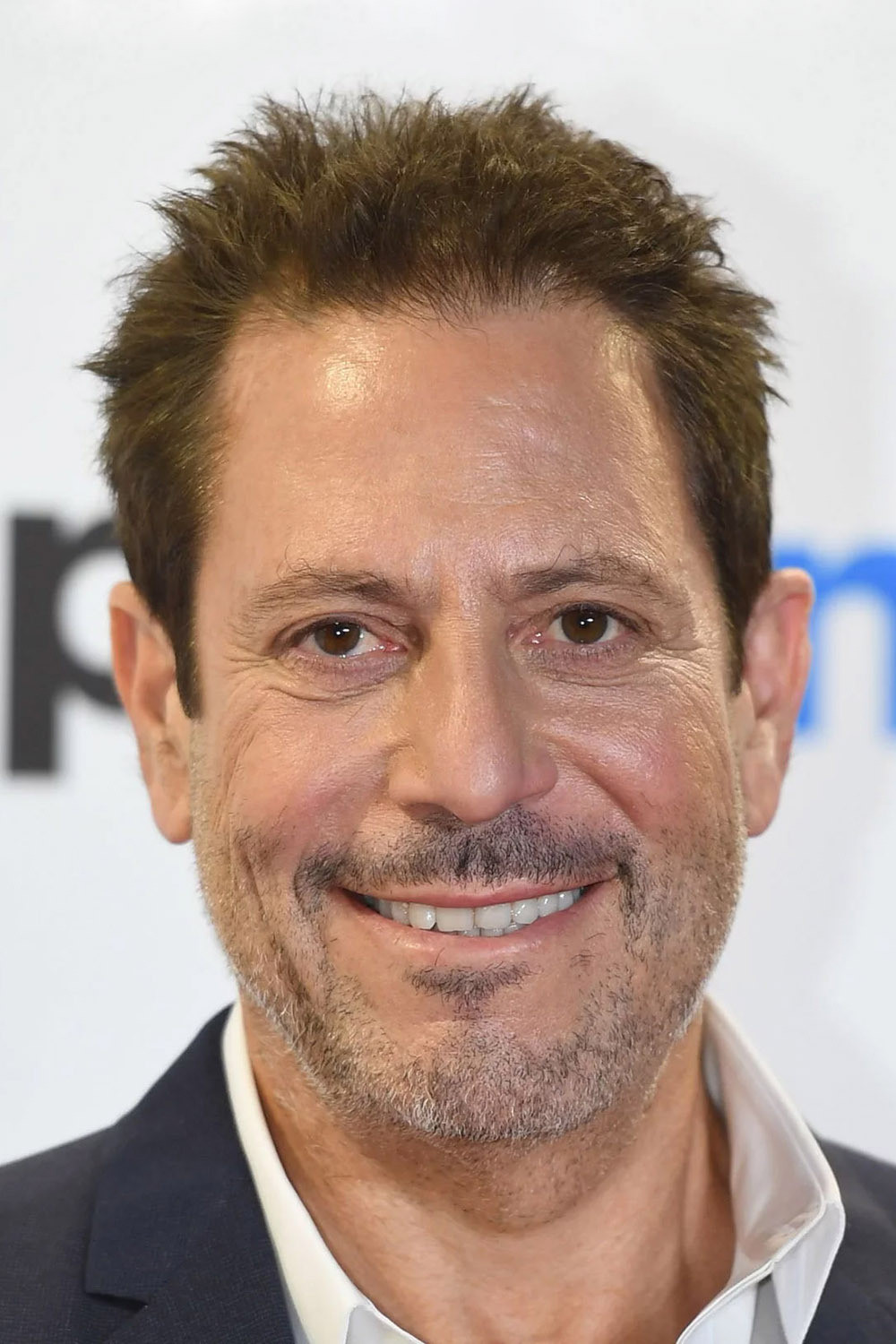 et billede af Darren Star