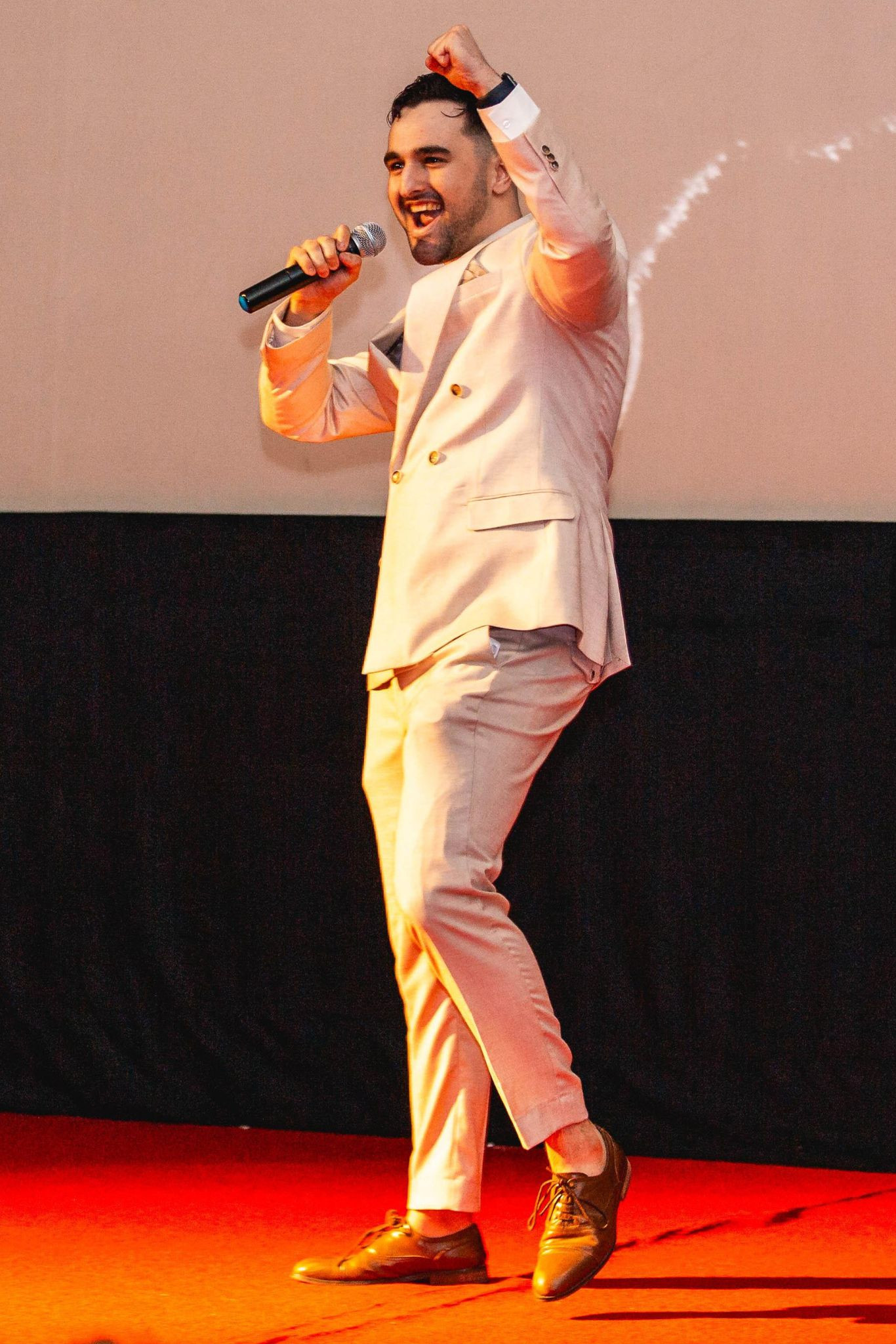 et billede af Joshua Urquhart