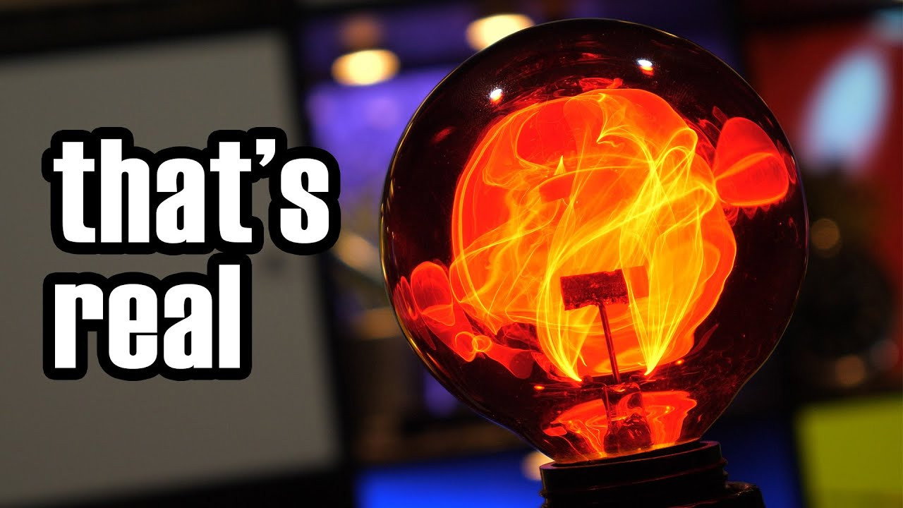 S10E18 · Balafire: when a light bulb goes wild