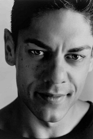 et billede af Shane C. Rodrigo