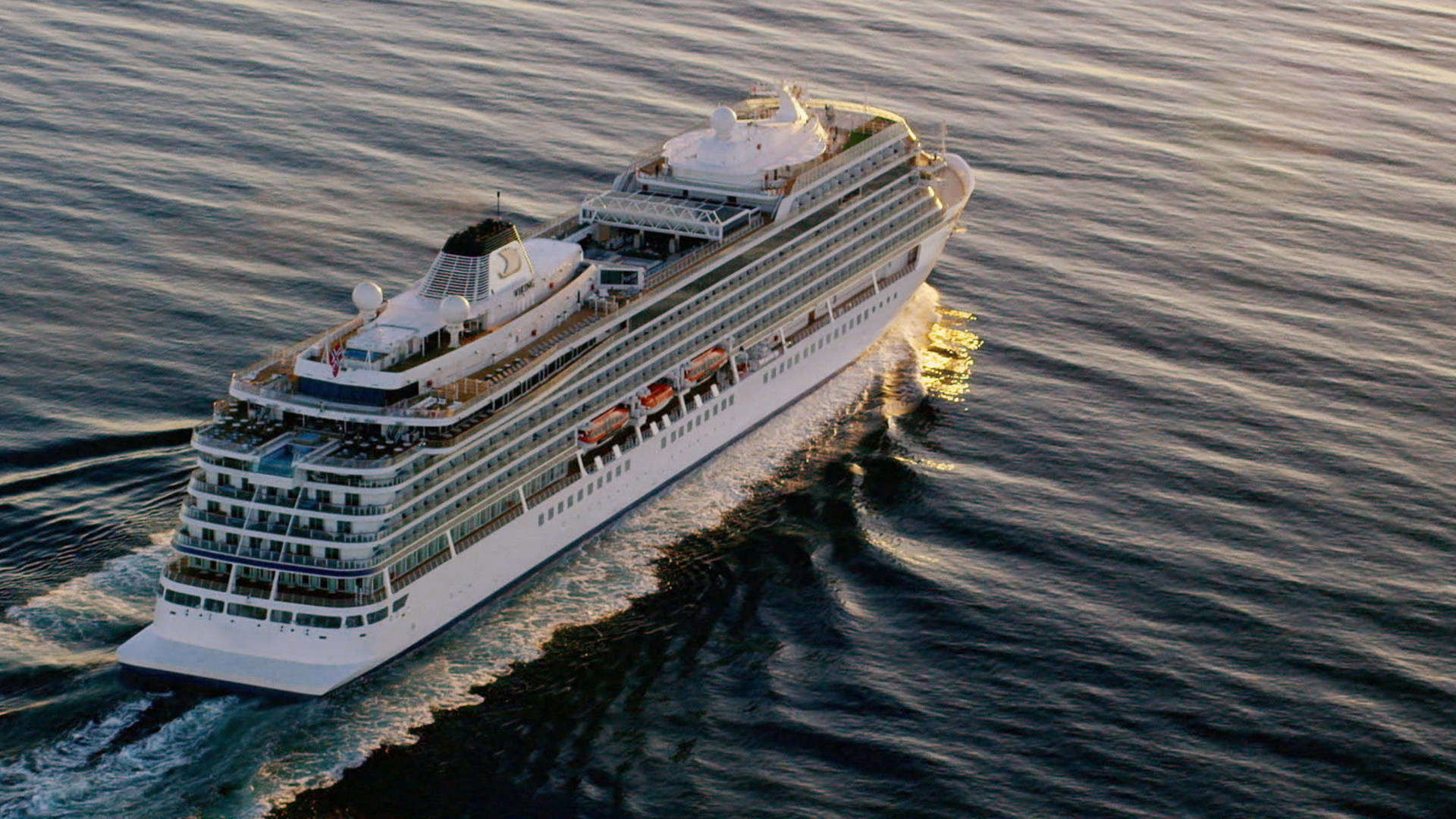 Mighty Cruise Ships S02E03 backdrop