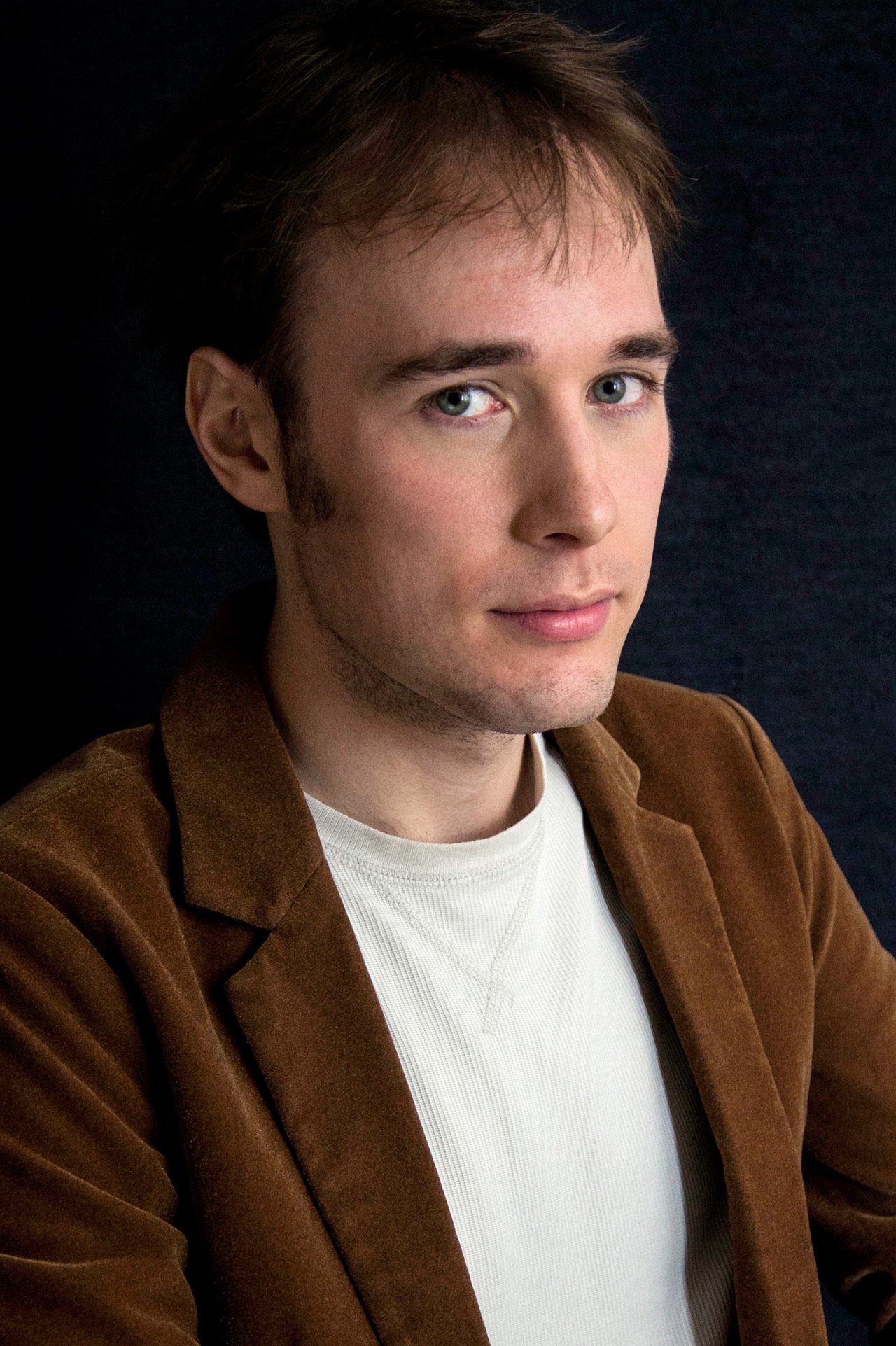 et billede af Adam Luff