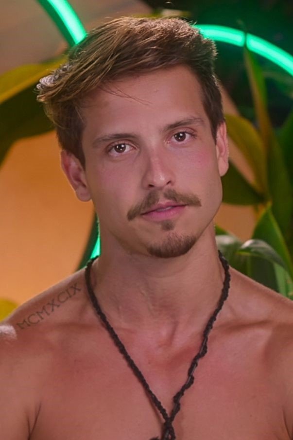 Kelvin Duran's picture in the cast