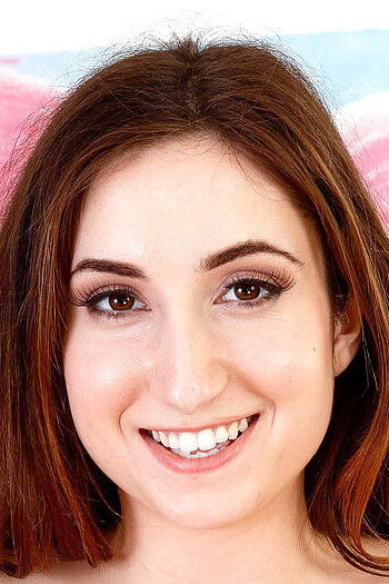 et billede af Tay Lore