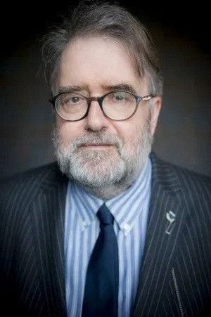 et billede af John Charmley