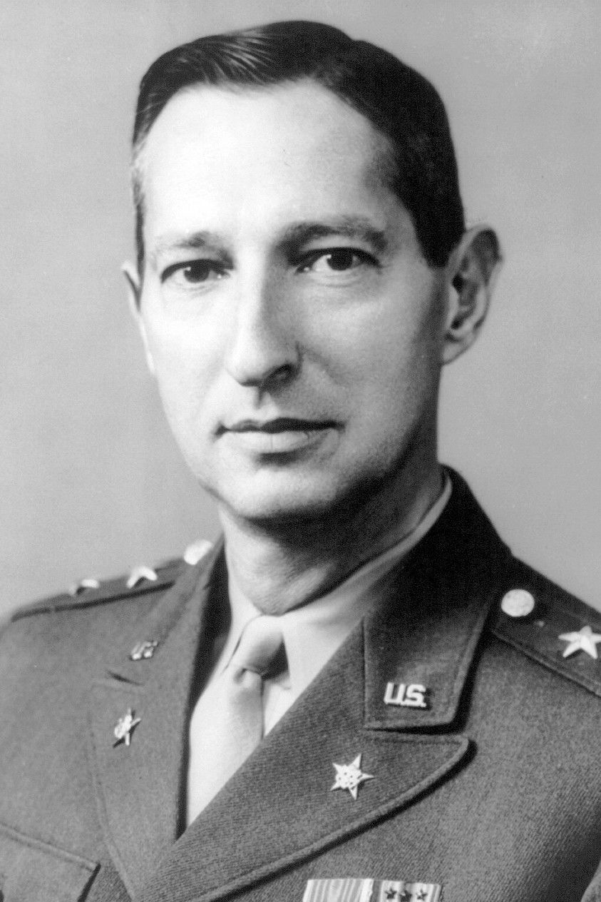 et billede af Mark W. Clark